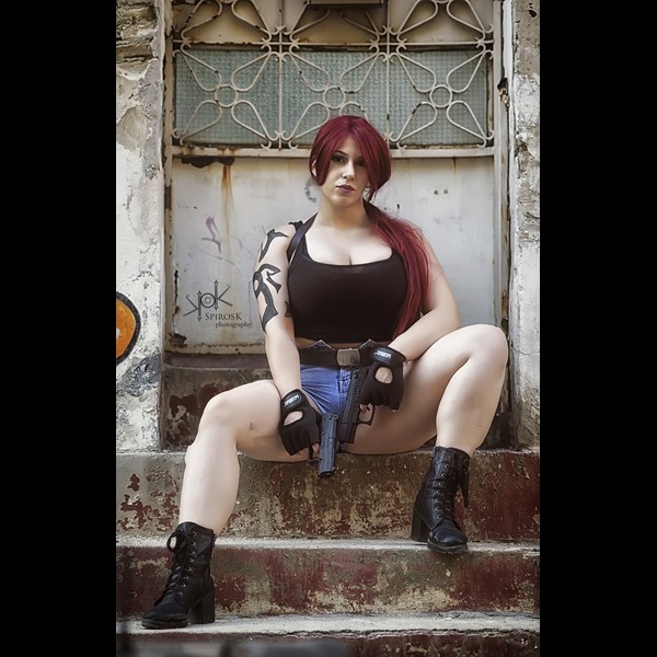 Yvaine Dazzling as Revy
