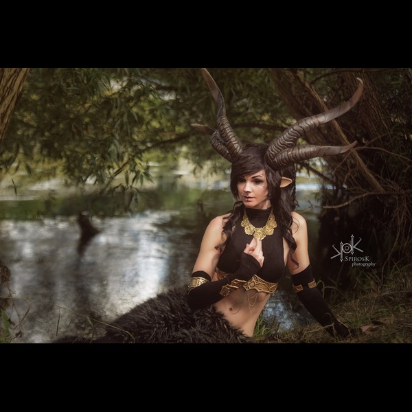 Fauns GROUP
