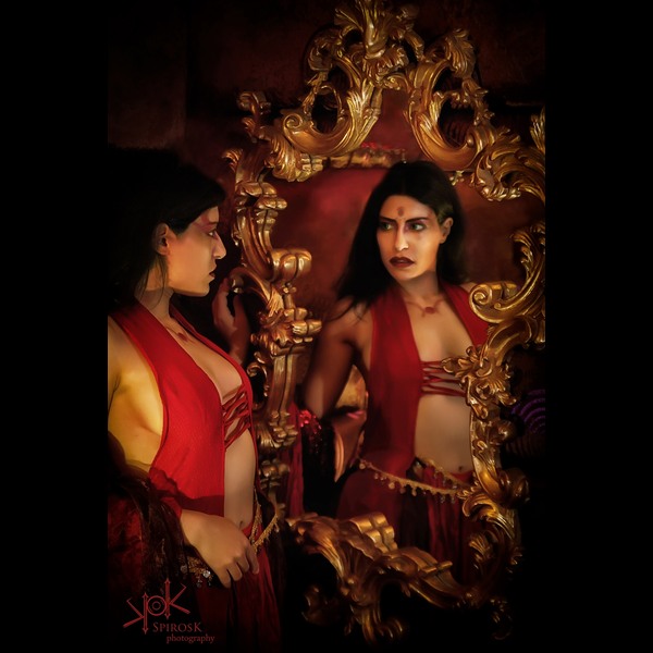 Ailiroy as Kaileena in a boudoir shoot