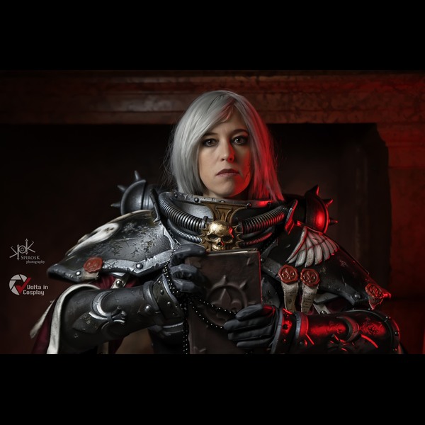 Piece Of Cake Cosplay's Sister Of Battle