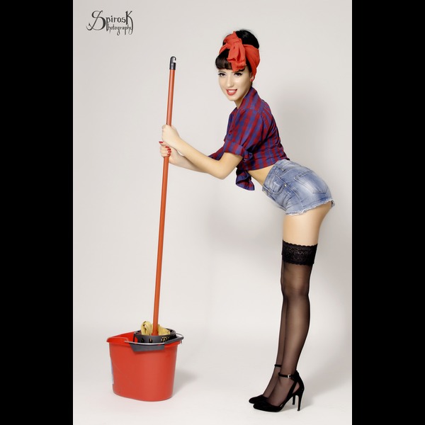 Housewife Vol.2
