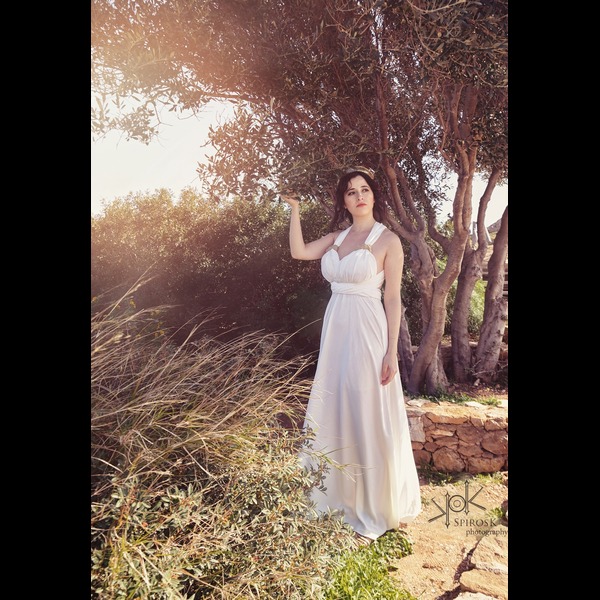 The Ancient Greek Woman