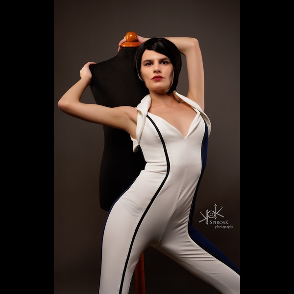 Alisa Murphy for Ailiroy