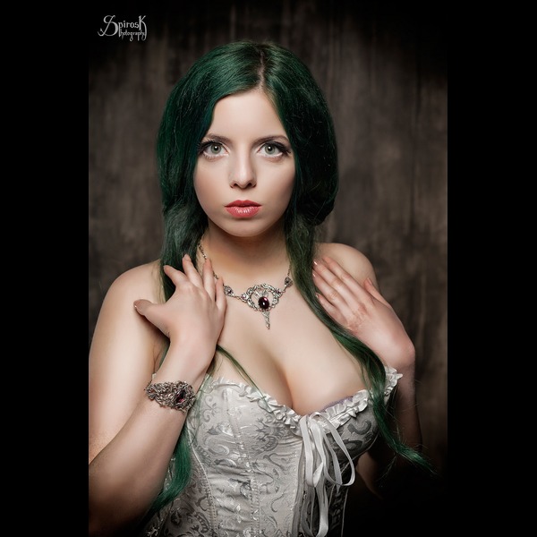 Absinthia Stacy for Dark Embrace