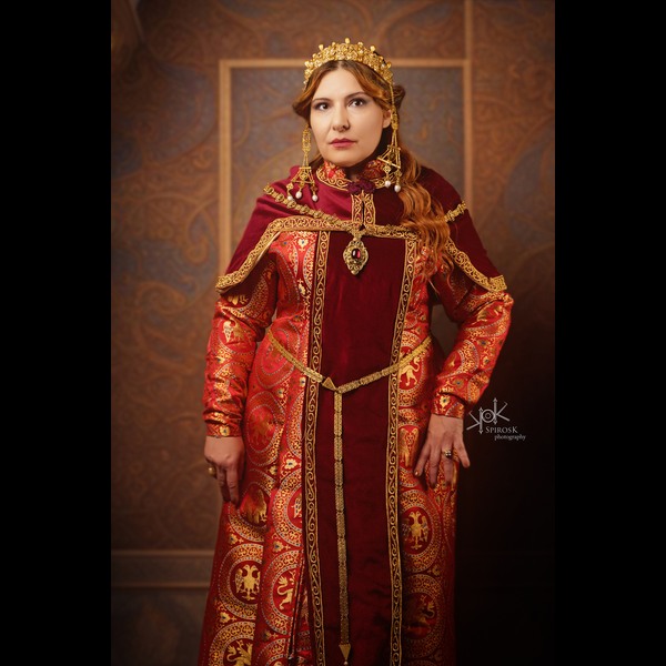 Byzantine Queen and Princess